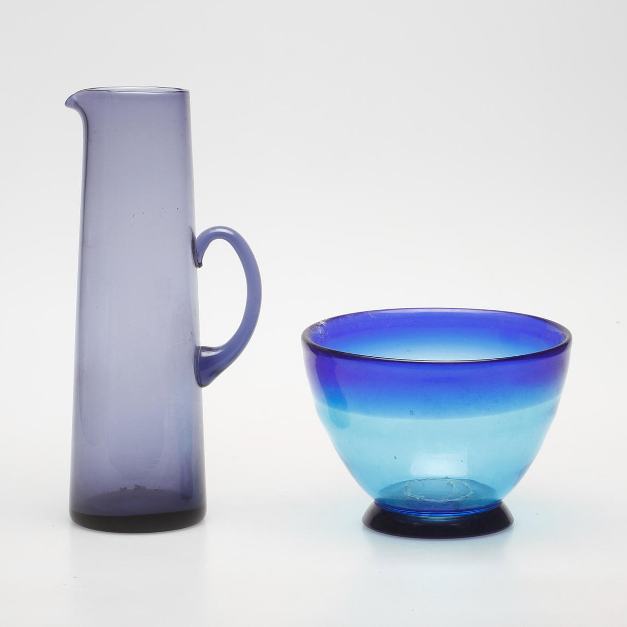 KANNA, troligen Reijmyre samt SKÅL, Gösta Sigvard Lindshammar, signerad.