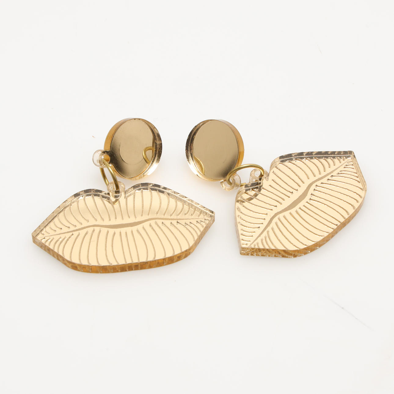 PENDIENTES, Plexiglás.