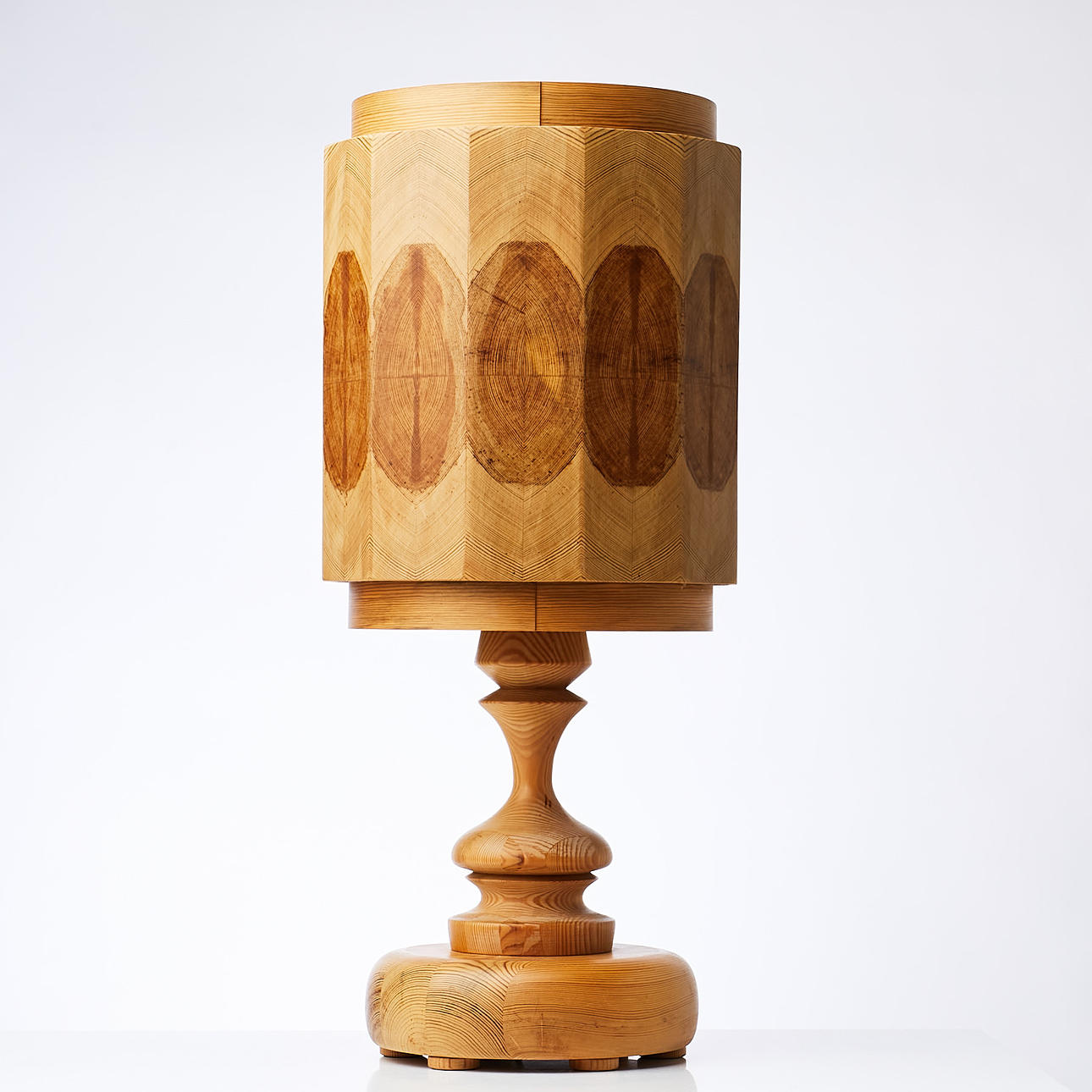 LEIF WIKNER. TABLE LAMP, signed, 3 light points, pine.