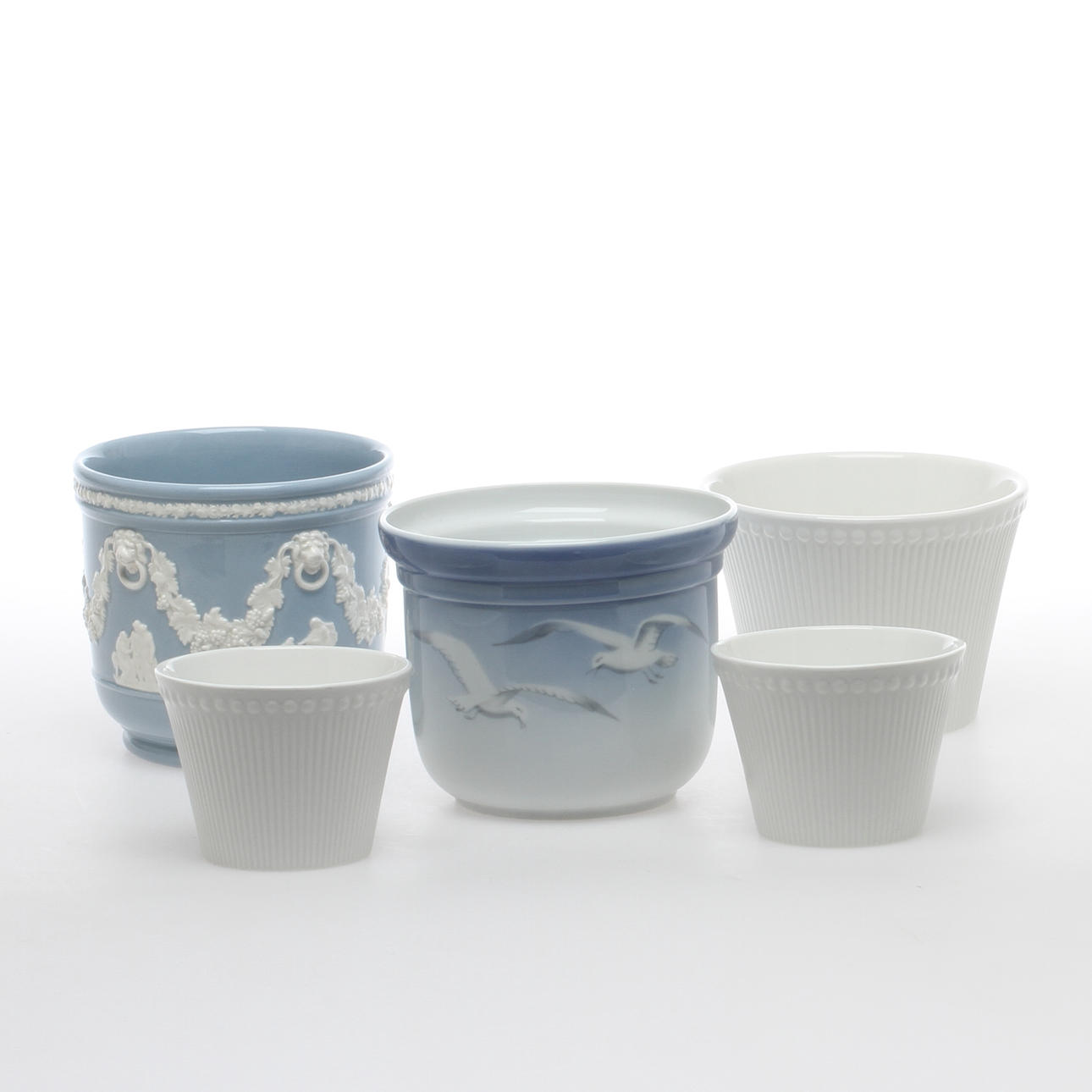 YTTERFODER 5 delar, keramik, bland annat Rörstrand och Wedgewood.