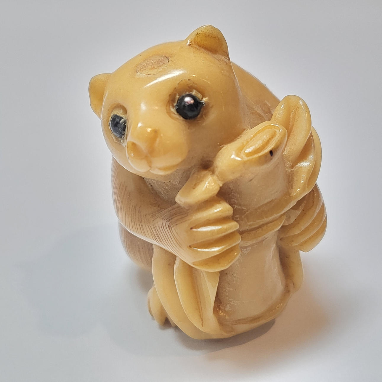 KOROZO NETSUKE "BEAR".