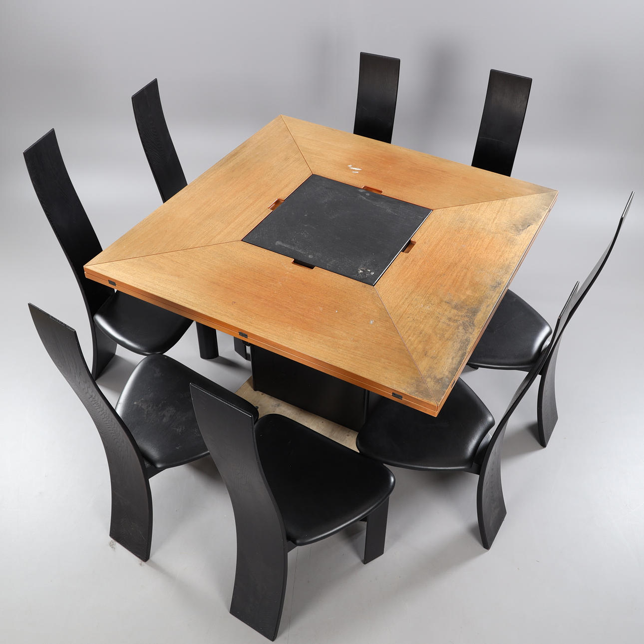 BOB & DRIES VAN DEN BERGHE, Dining table, Cirkante, and 8 chairs Iris.