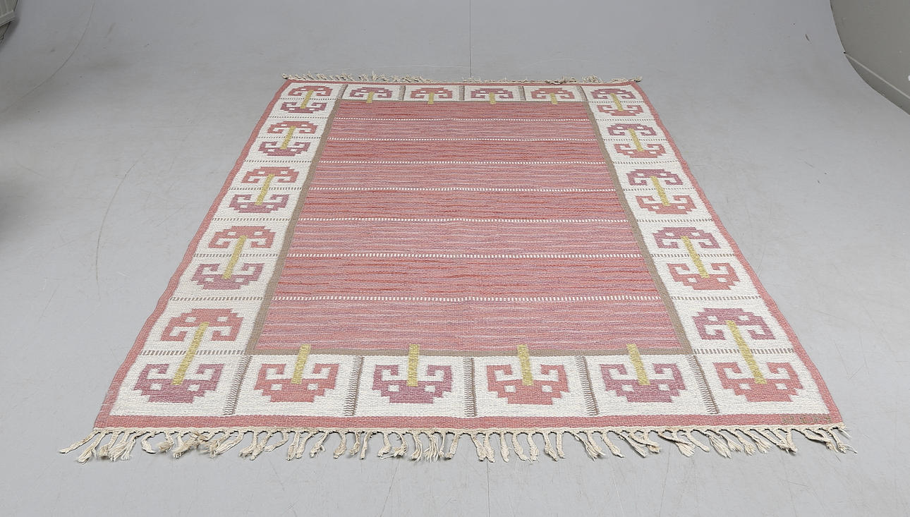 MATTA, rölakan, "Krabba", Anna Greta Sjökvist, signerad AGS, ca. 244x169 cm.