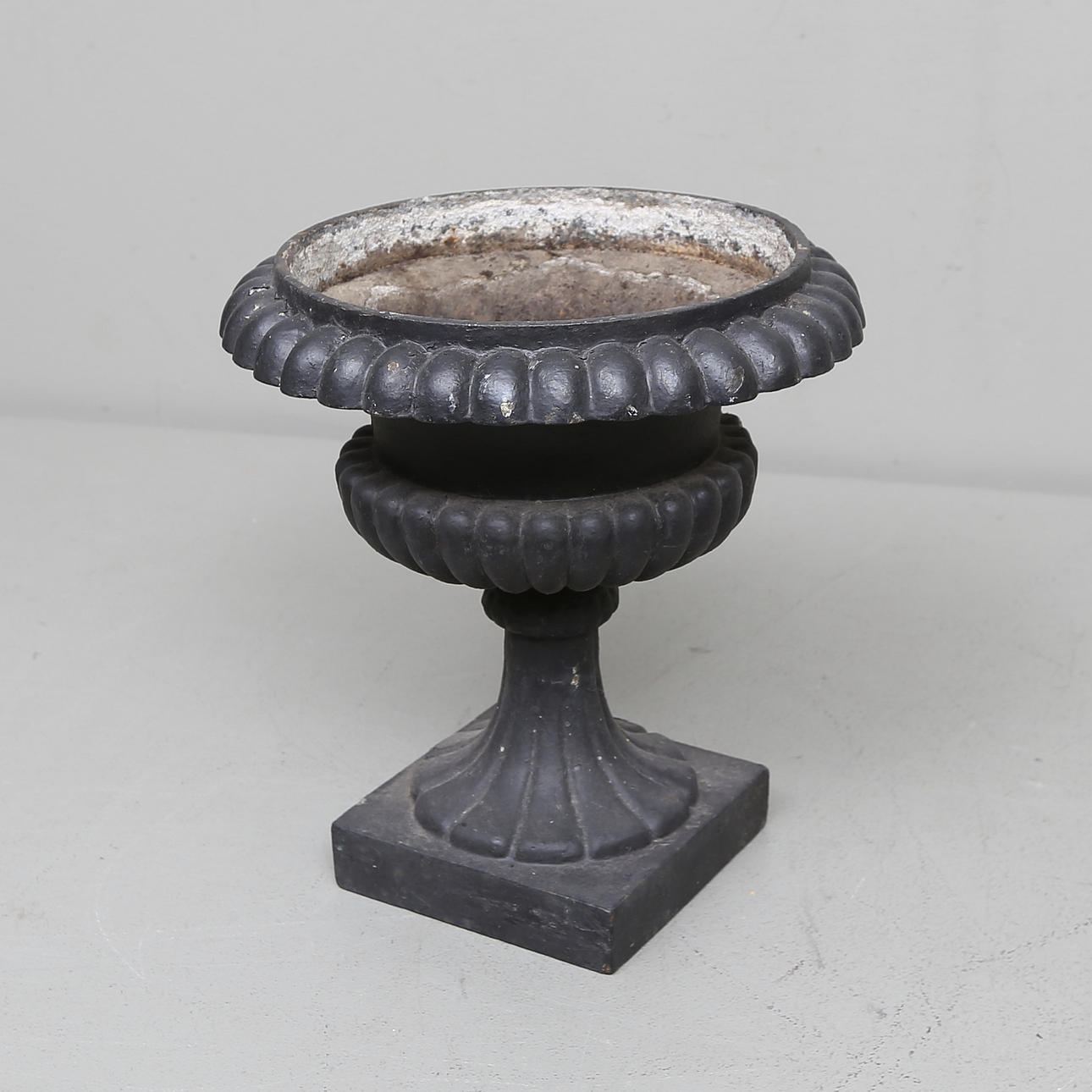 TRÄDGÅRDSURNA, Husqvarna No. 1, 1900-talets första hälft.