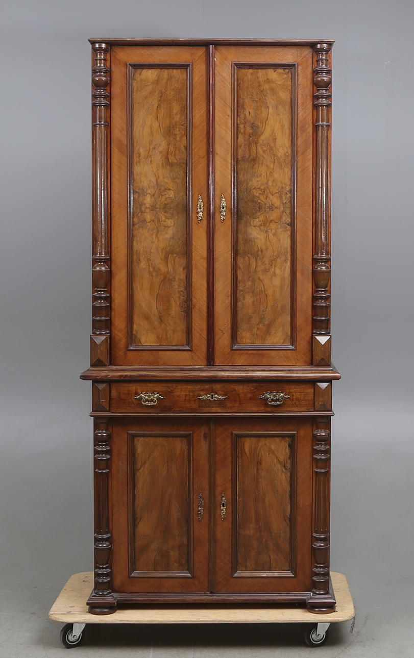 SKÅP, nyrenässans, sent 1800-tal.