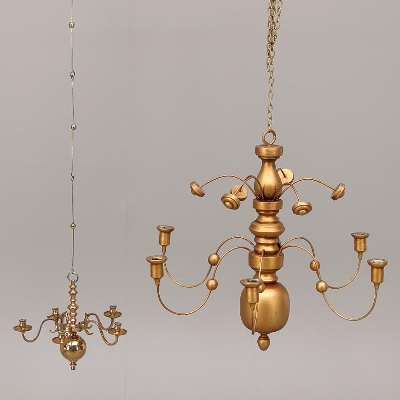 TAKKRONOR, 2 st, trä/malm 1900-tal.