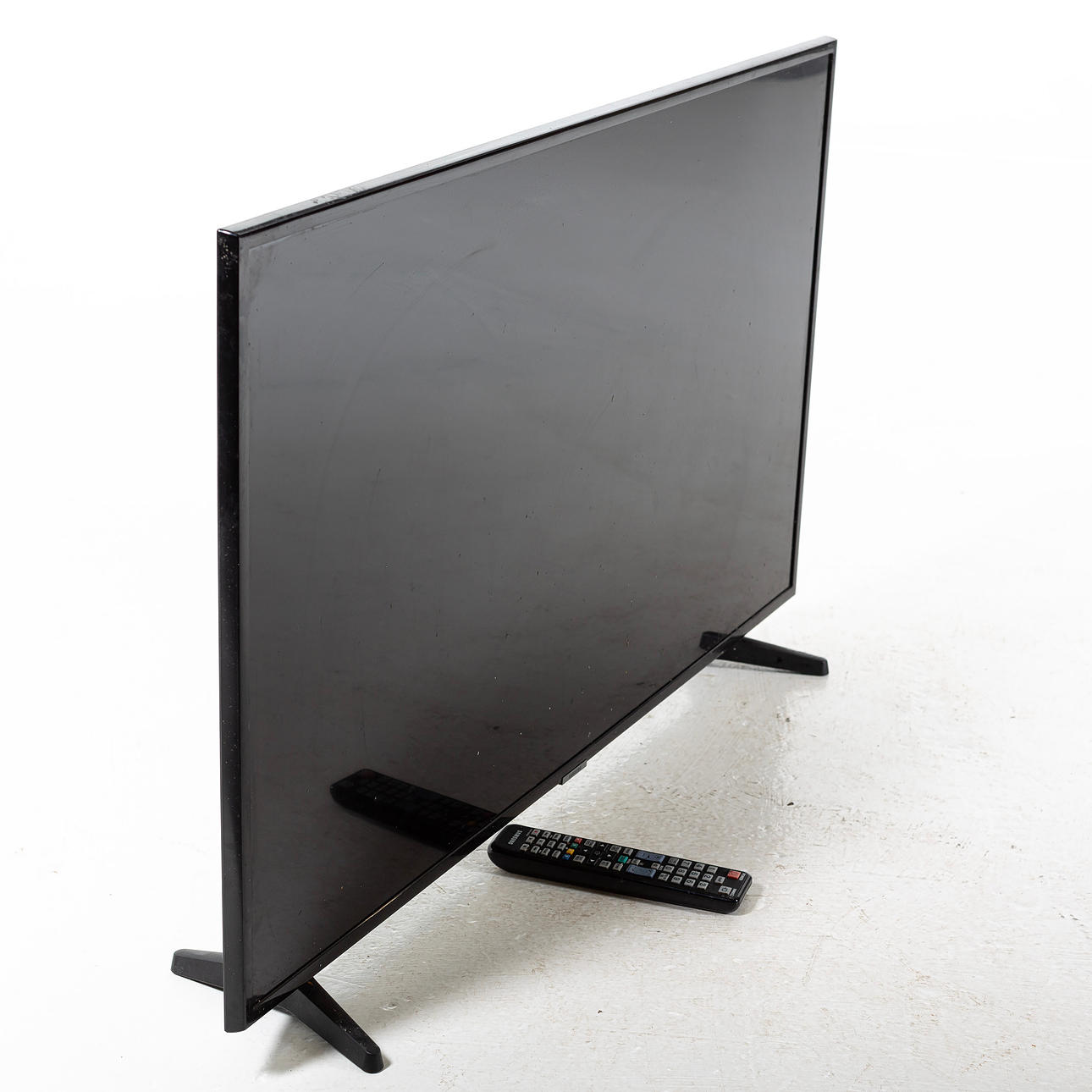 TV, Samsung, 43" NU6025 Smart 4K UHD TV.