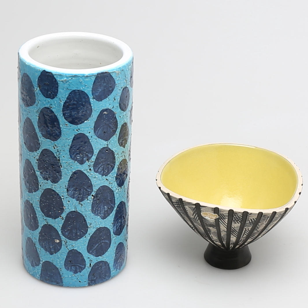 PARTI KERAMIK, 2 delar, Mari Simmulson, Uppsala Ekeby.