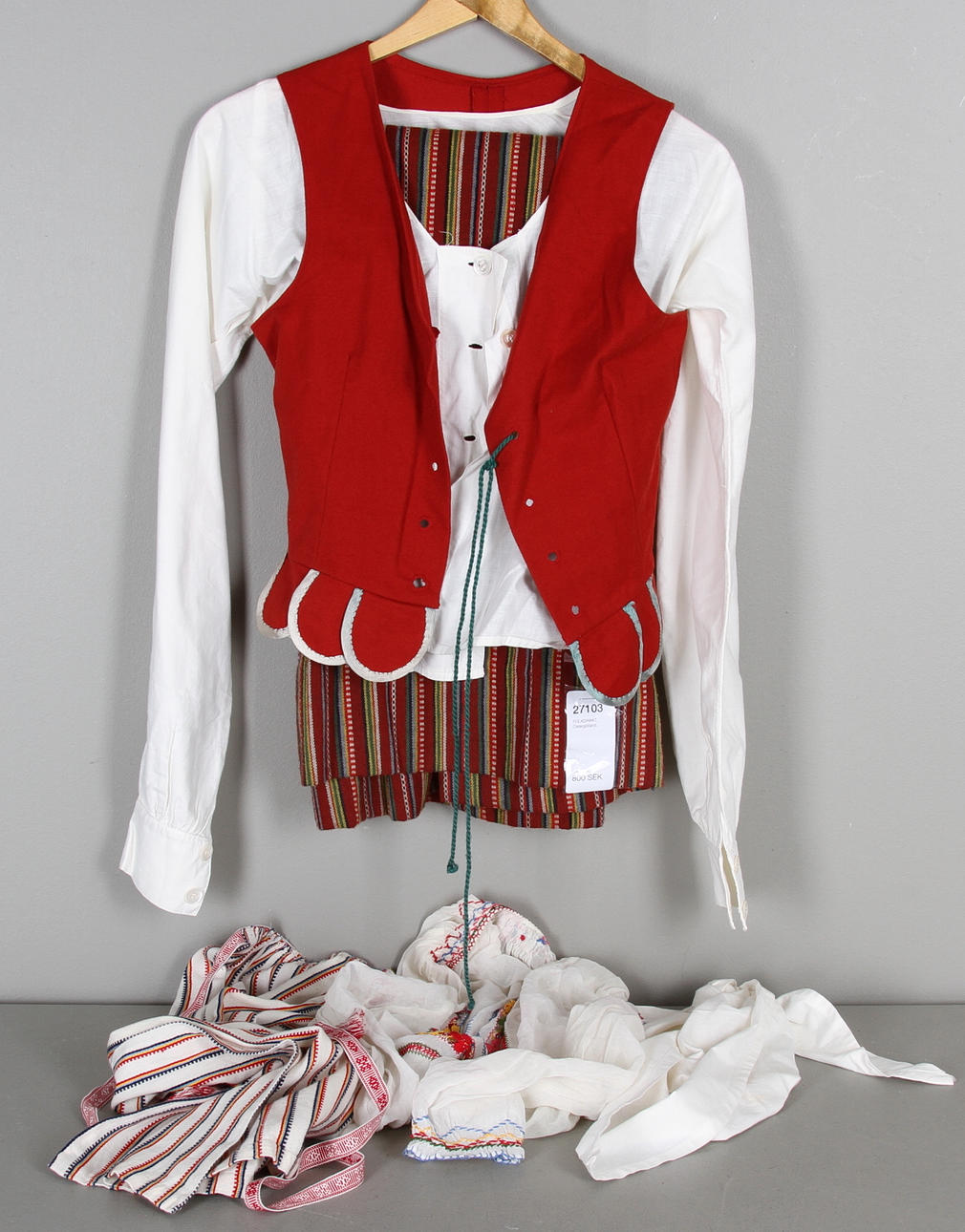 FOLKDRÄKT, Östergötland.