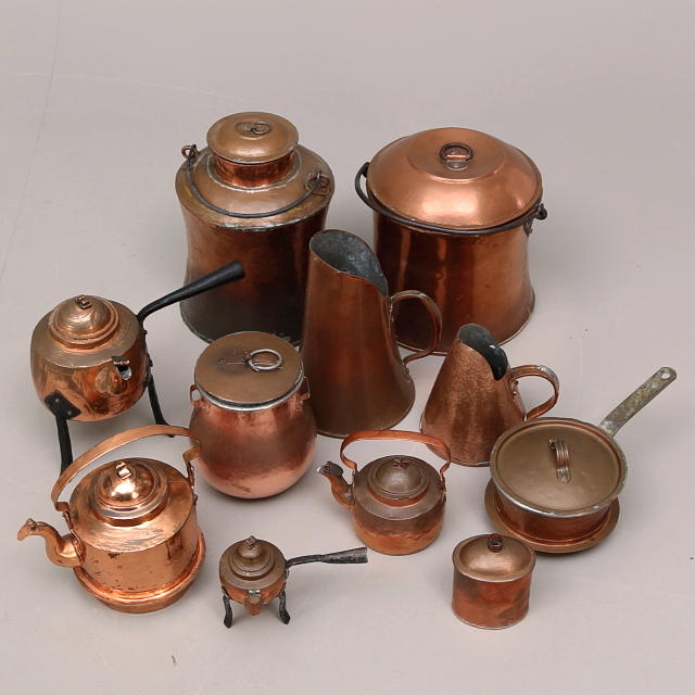 KOPPARFÖREMÅL, 11 st, 1800-/1900-tal.