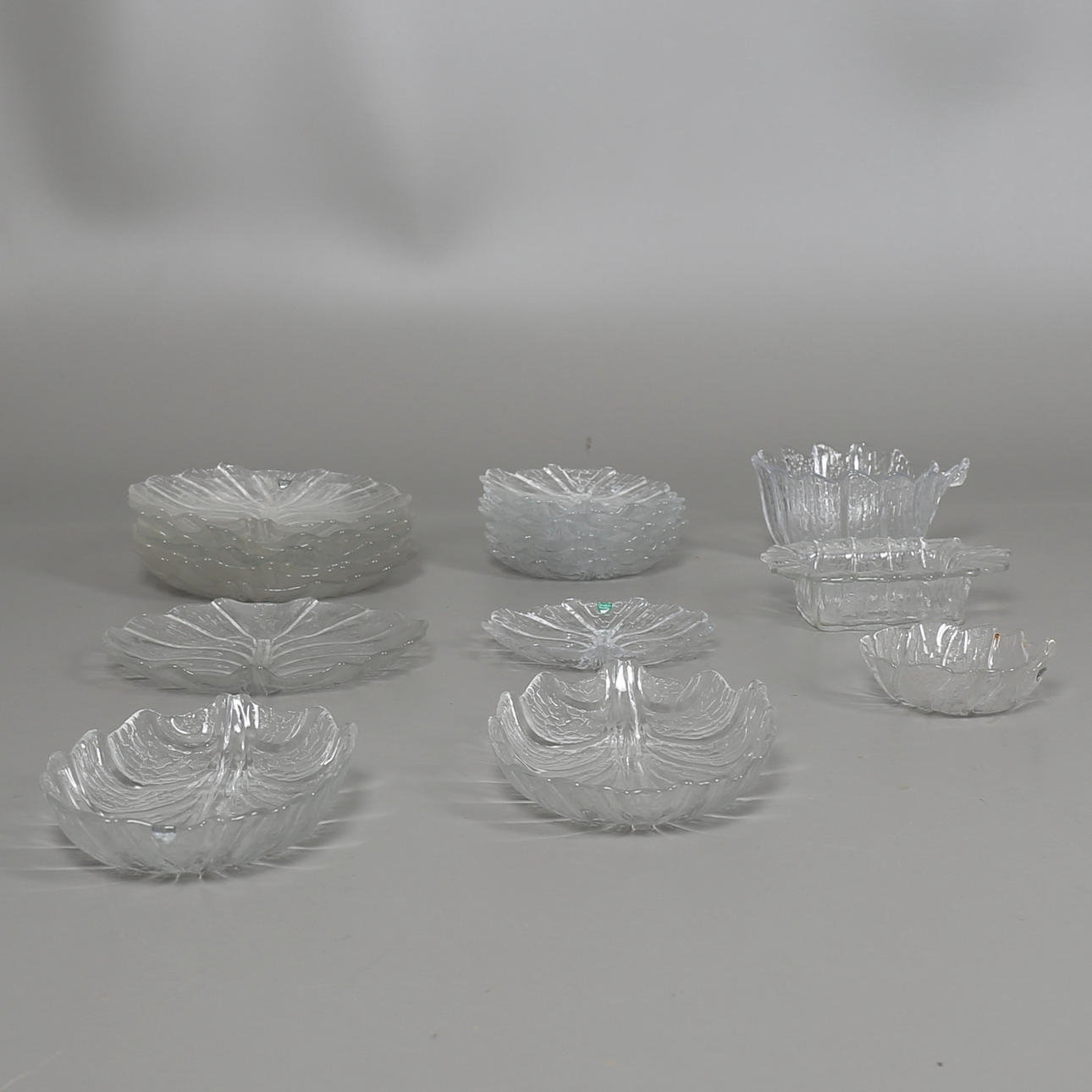 GLASSERVISDELAR, 21 st, "Eden", Lars Hellsten, Orrefors, 1974.