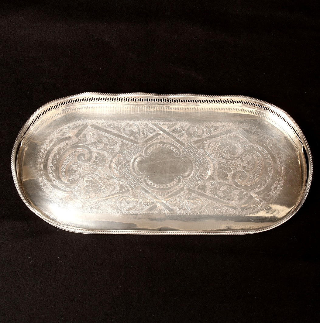 SERVING TRAY with pierced edge, nickel silver, England.