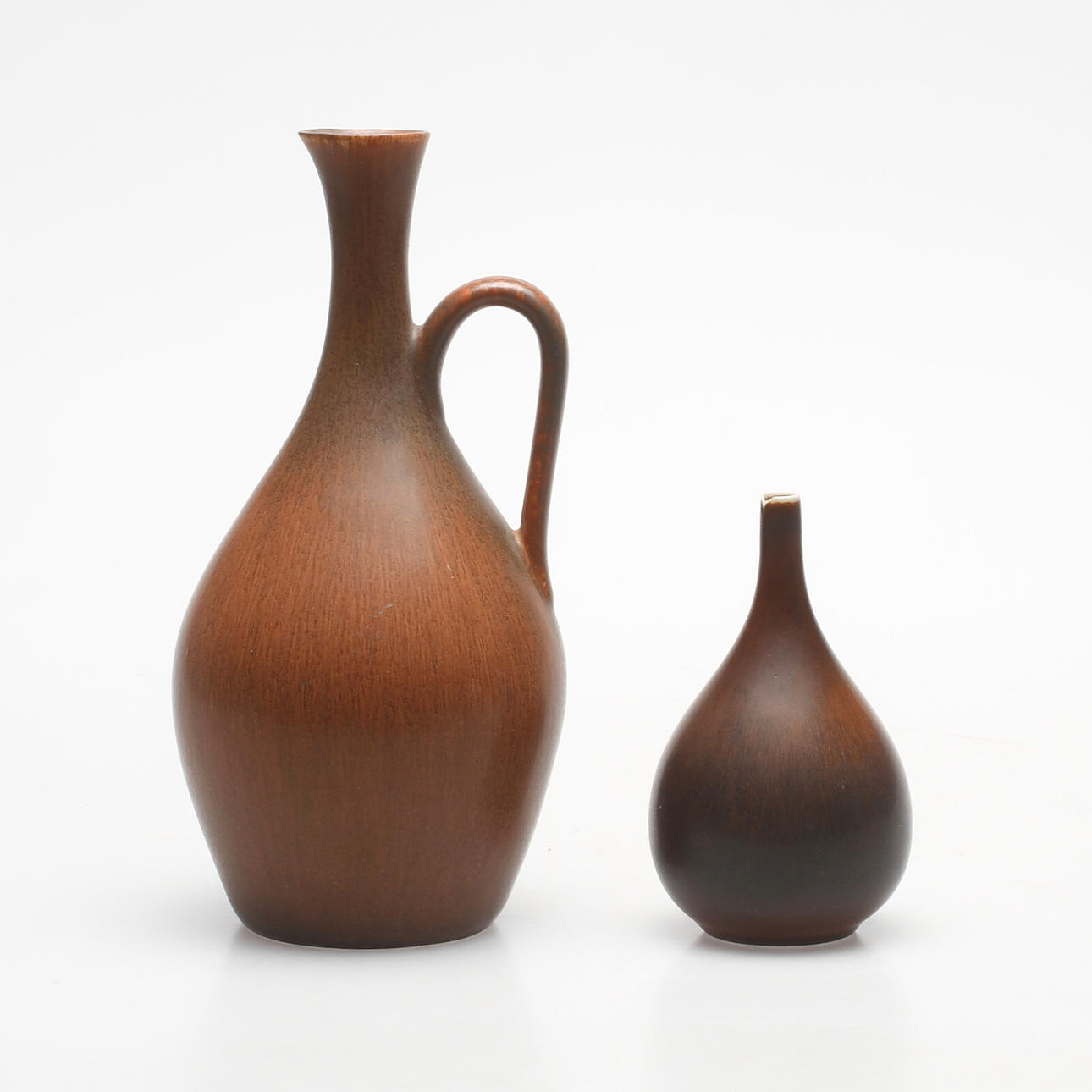 VASER, 2 st, stengods, Carl Harry Stålhane, Rörstrand, signerad.