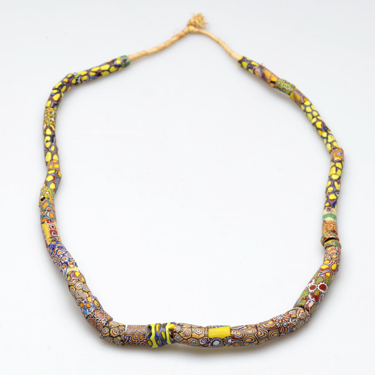 COLLAR, tribu Kobo, Ghana.