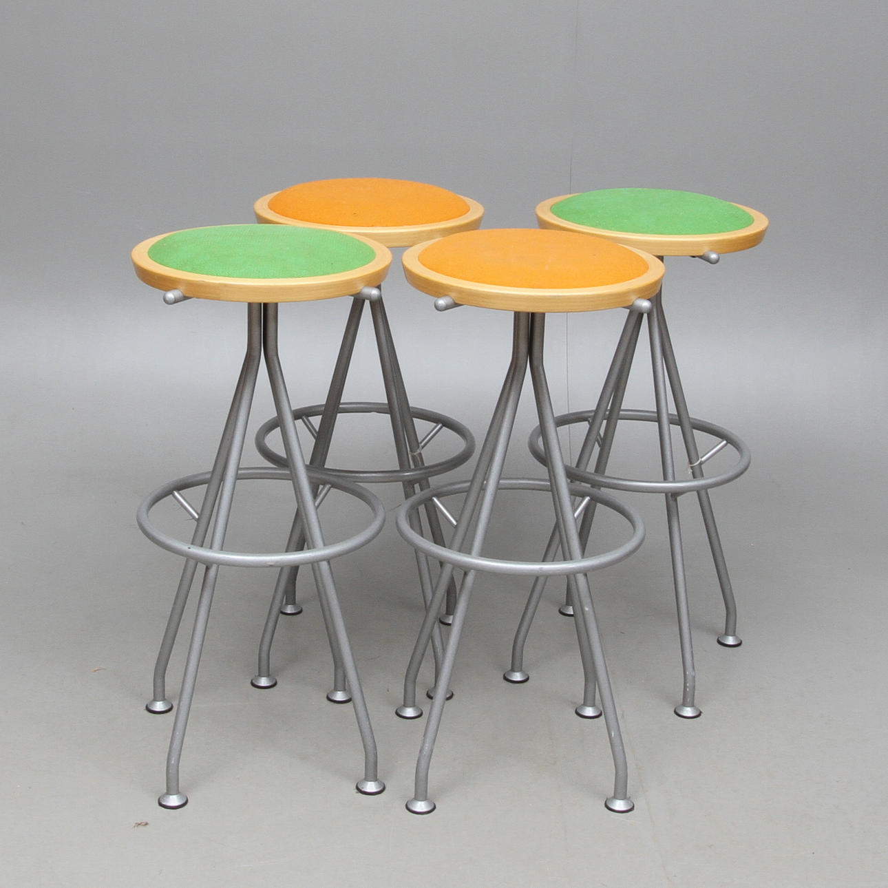 PALLAR, 4 st, Johan Lindau, Blå Station, Åhus, 2000-tal.