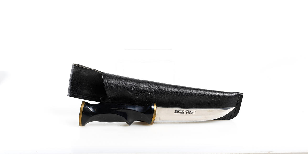 KNIV, Sandvik Stainless Sweden. Vapen & Militaria - Blankvapen - Auctionet