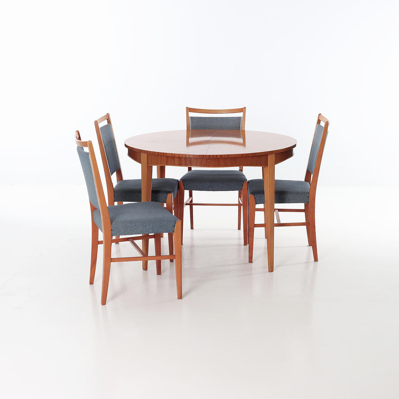DINING TABLE WITH TOP AND 4 CHAIRS, 1950s.