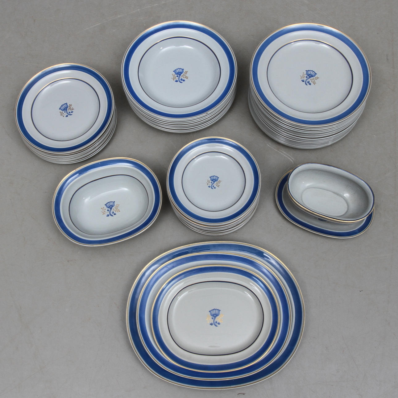 MATSERVIS, 62 delar. "Aristokrat", Wilhelm Kåge, Gustavsberg.