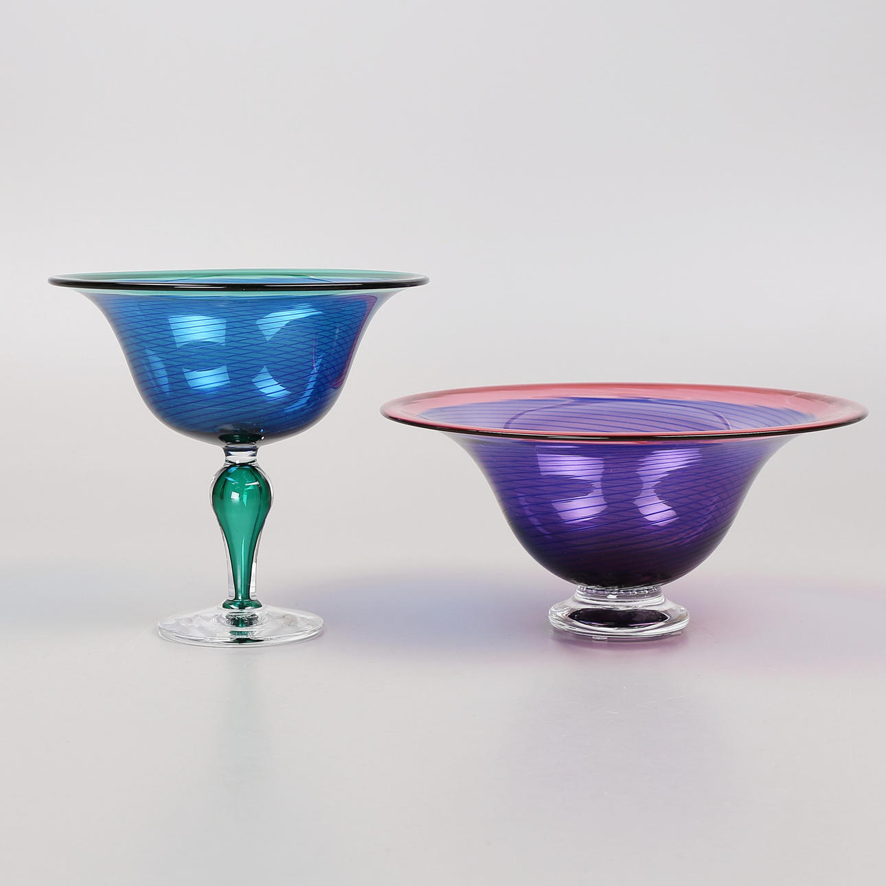 WILKE ADOLFSSON. Bowls, 2 pcs, glass, signed, dated -94.