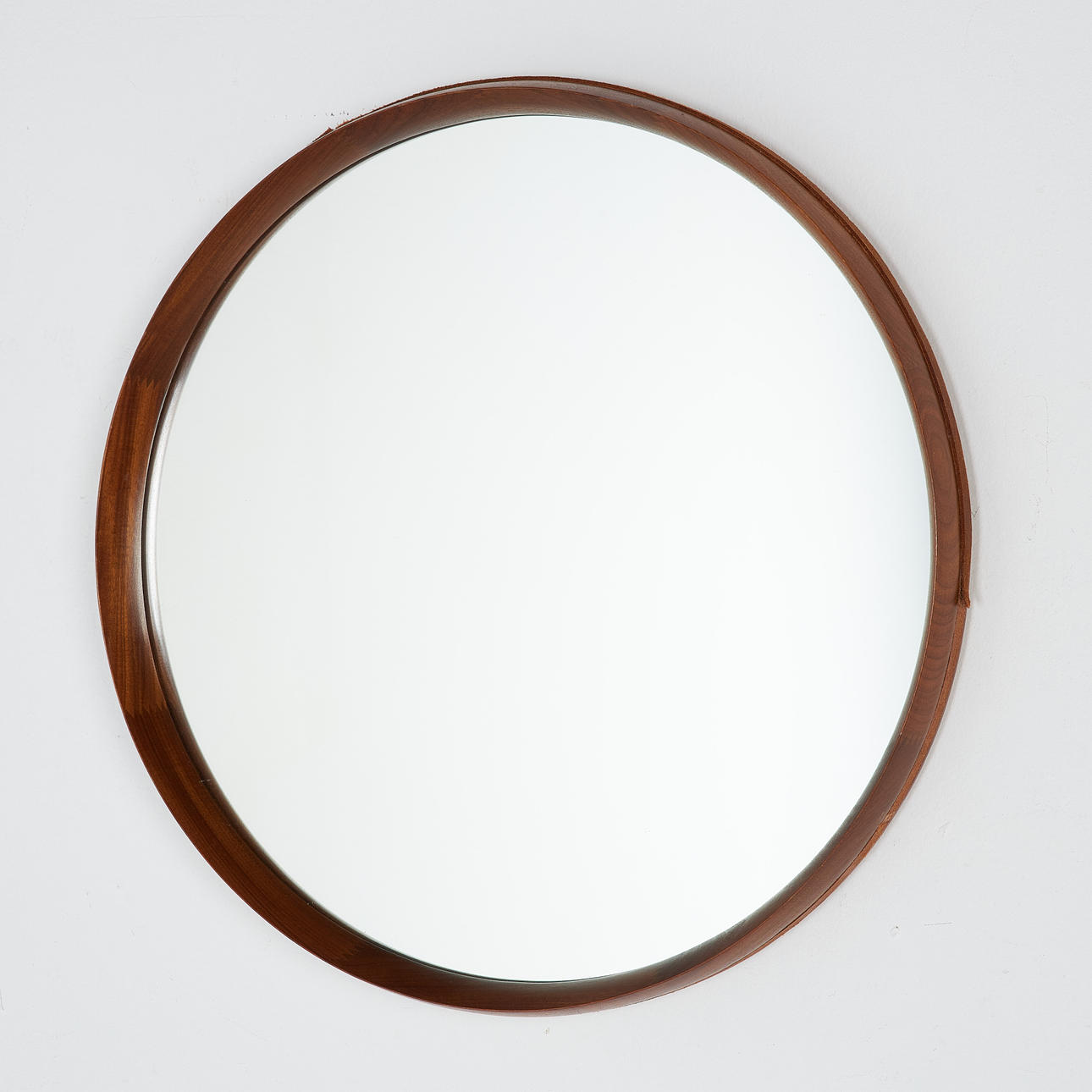 MIRROR, mid 20th century, round model, marked SMI 7086.
