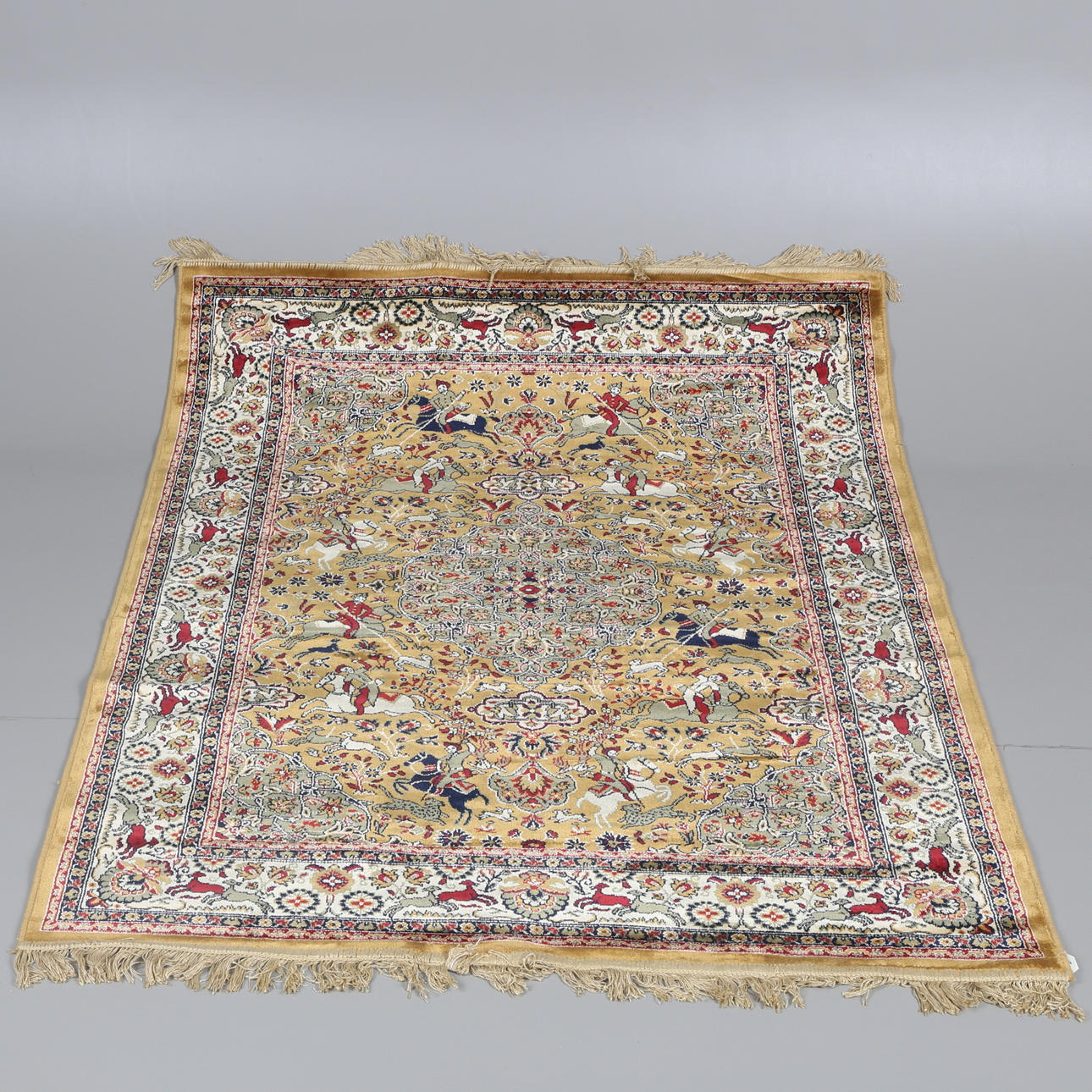 MATTA, orientalisk, Täbriz, 168 x 125 cm.