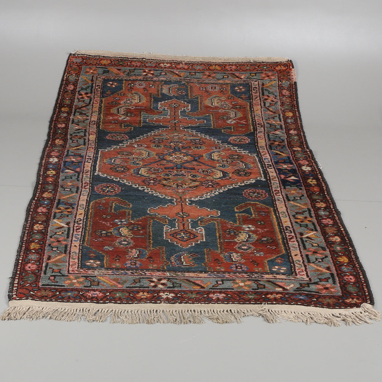 MATTA, orientalisk, 205 x 139 cm.