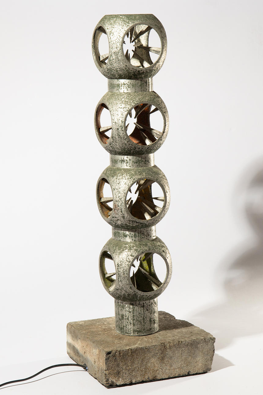 HELMUT SCHLÜTER. Unique / prototype light sculpture / floor lamp (406-10).