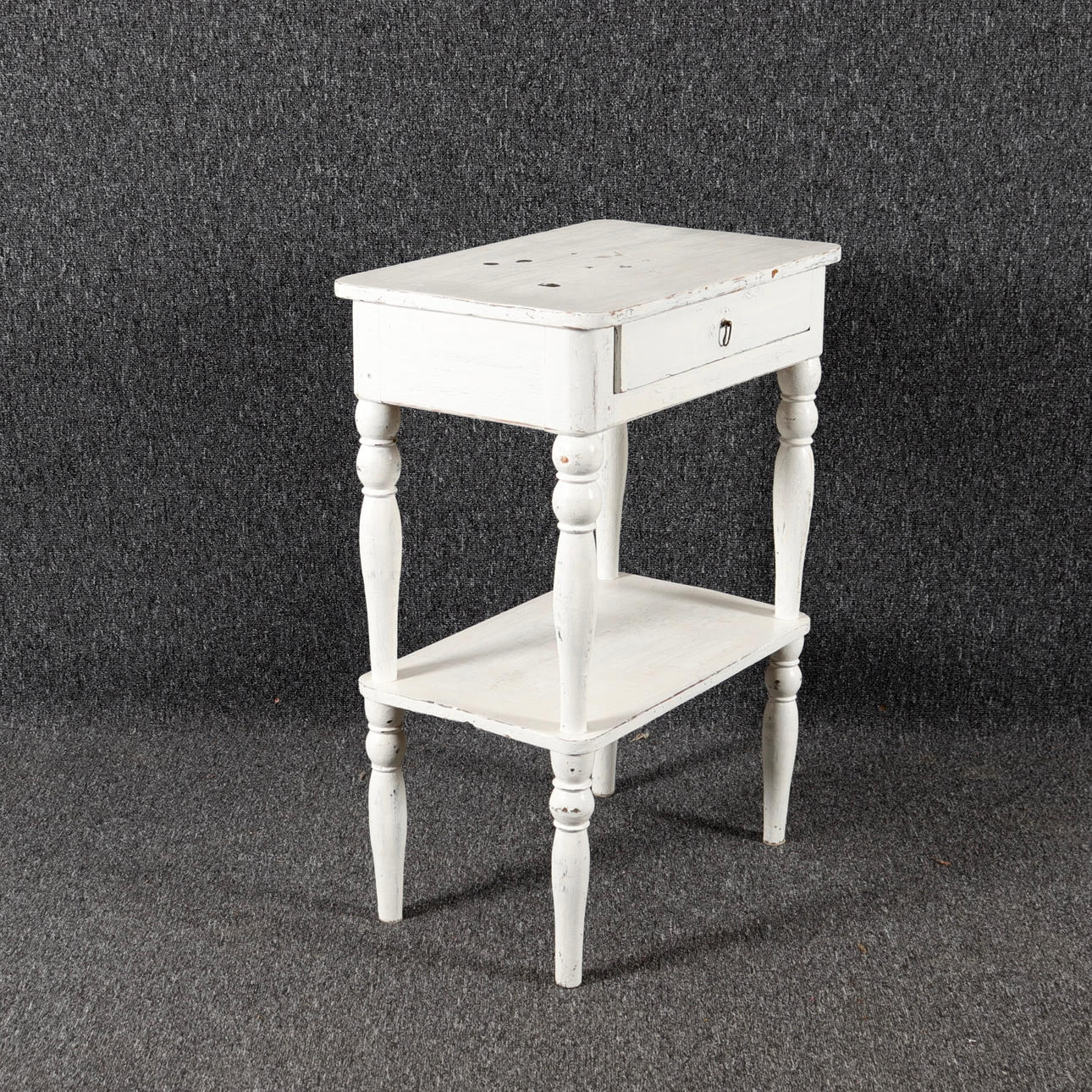 SIDE TABLE, painted wood, 20th century.