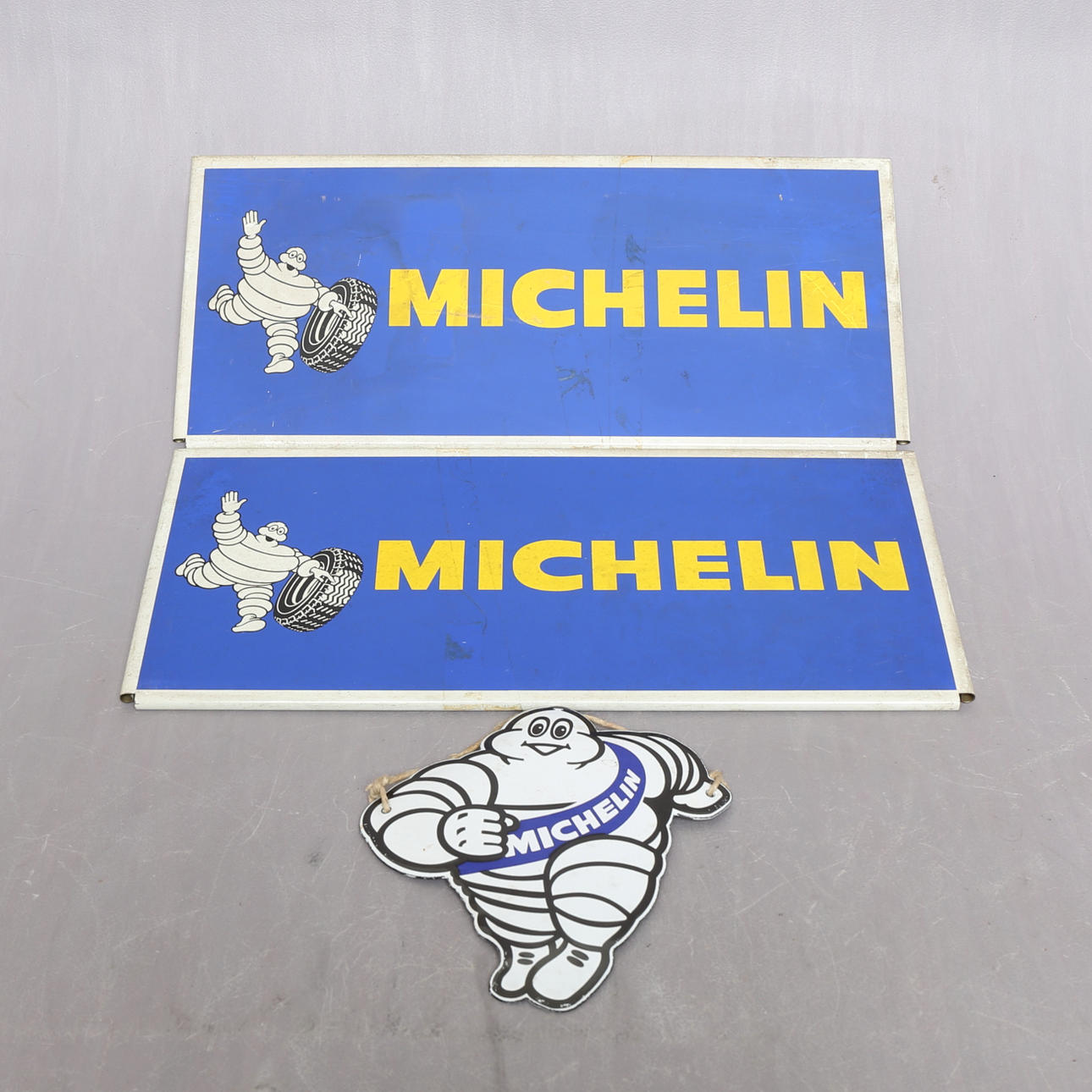 MICHELIN, 3 st plåtskyltar vintage.