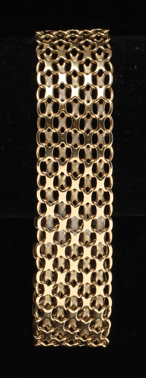 ARMBAND, 18k guld, ÄSA Stockholm 1967. Vikt 24,5 gram.