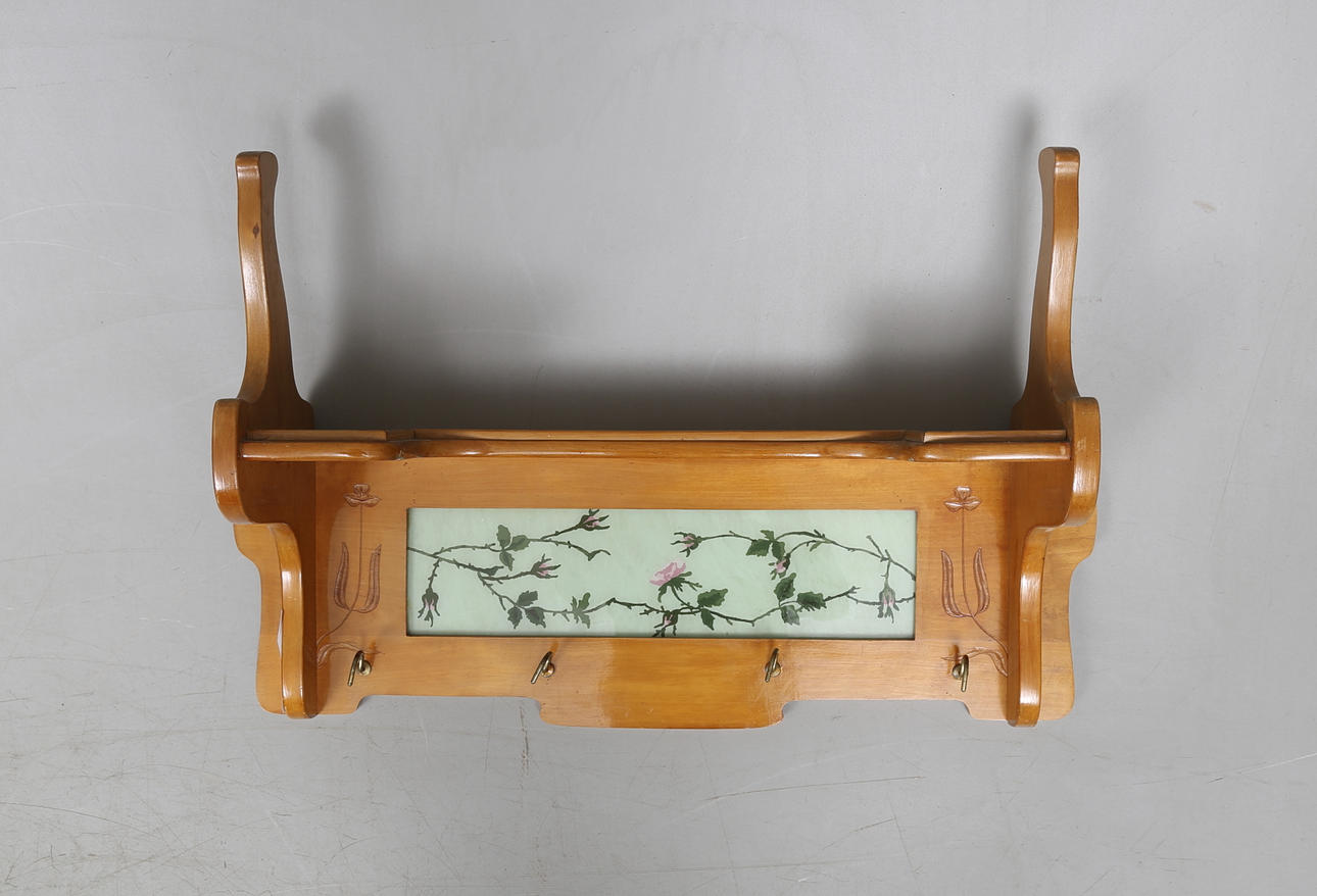 HYLLA, jugend, 1900-talets första kvartal.