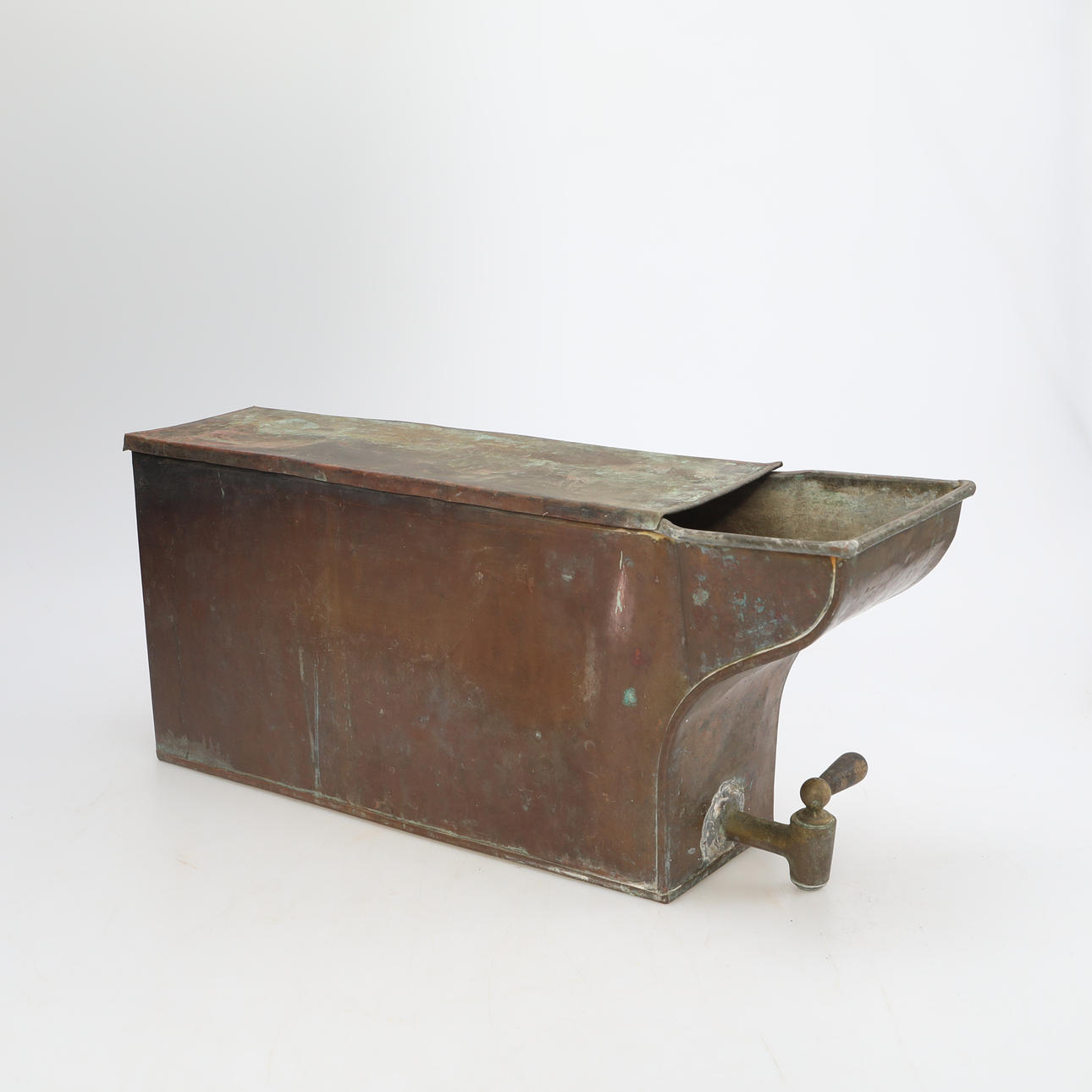 WATER HEATER/CONTAINER, 1900s.