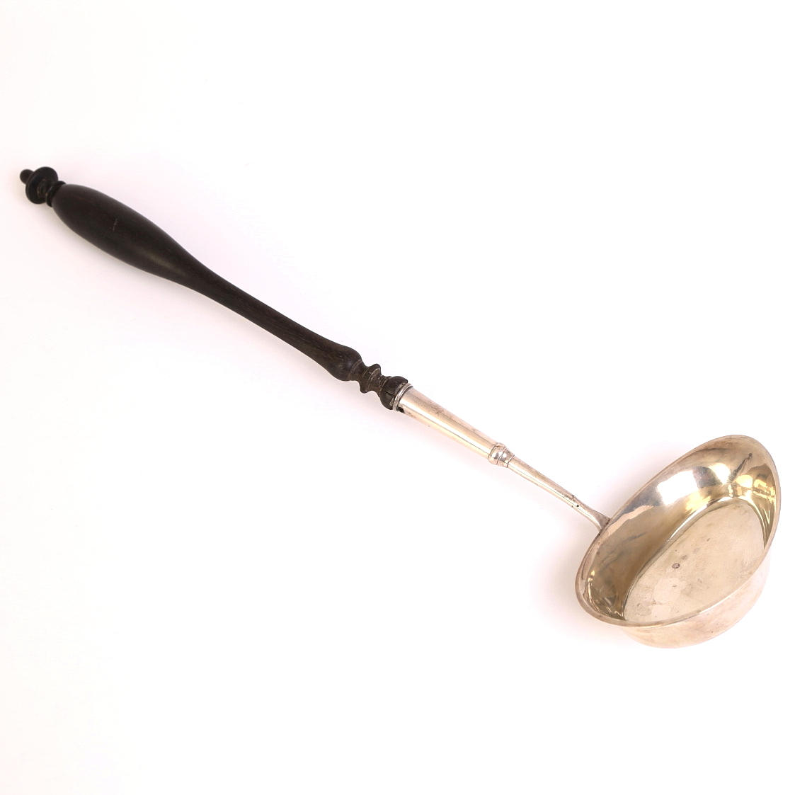 SOPPSLEV, silver, svärtat träskaft, 1855, nettovikt 100 gram.