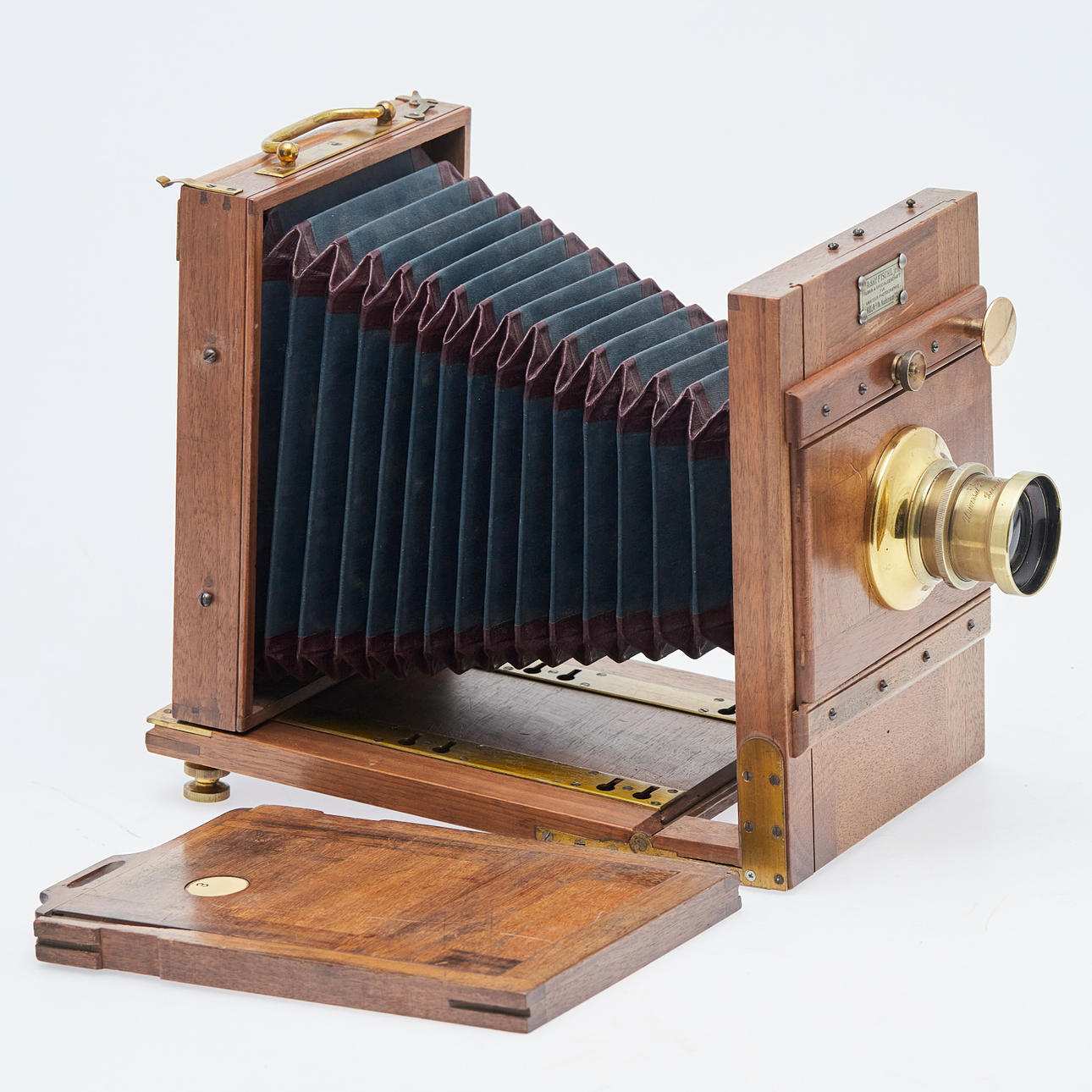 Adolf Fischl, camera / plate camera, Germany, around 1900 (2).
