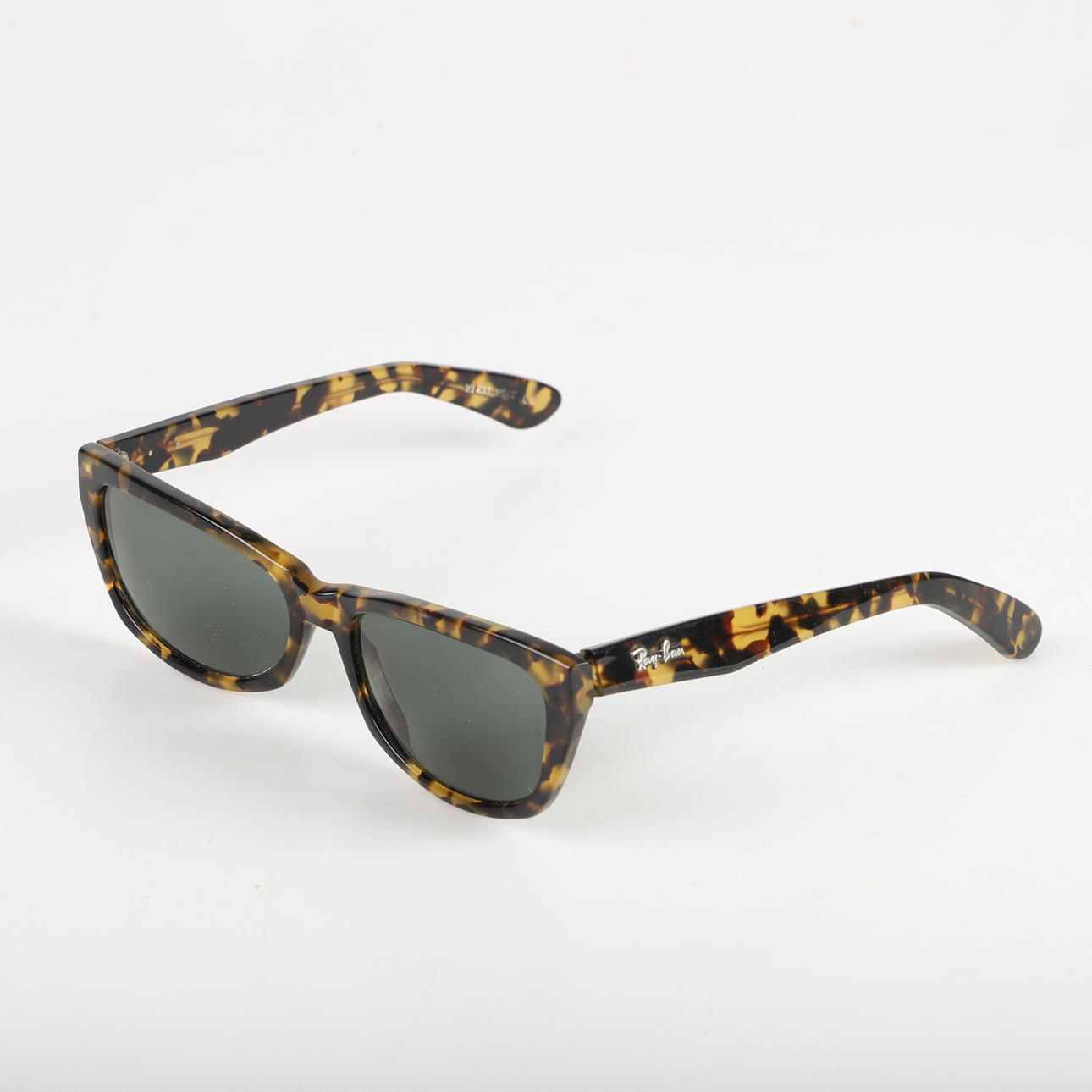 SOLGLASÖGON, "Innerview", Ray-Ban, USA.