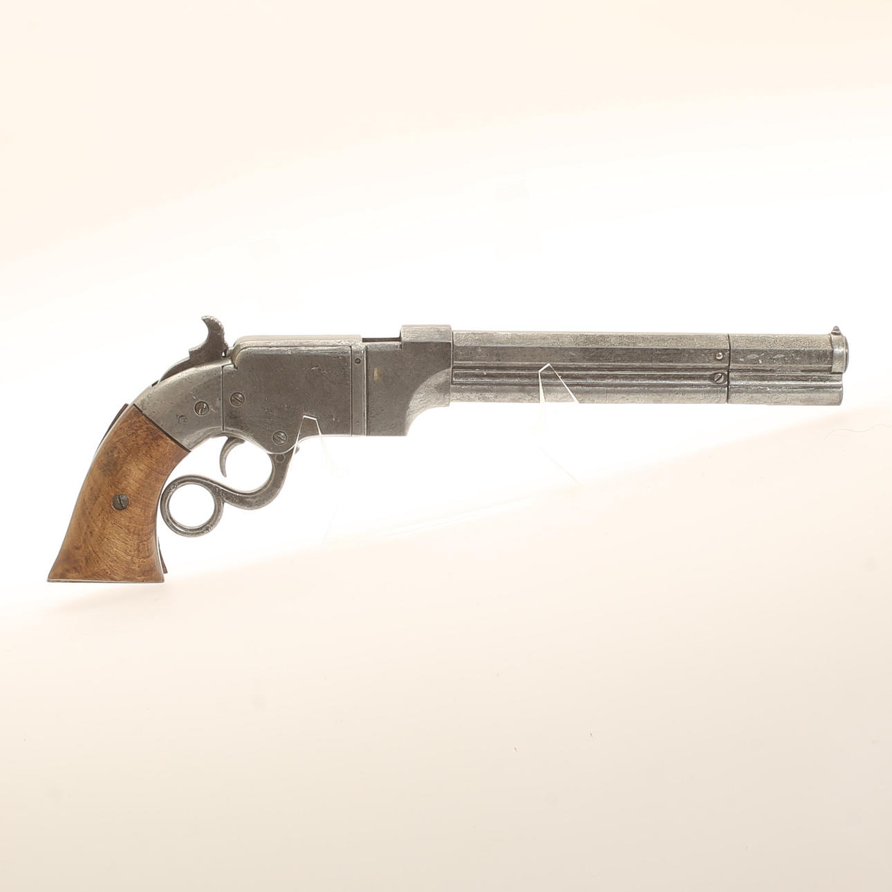 REPLICA, Volcanic pistol, 20th century.