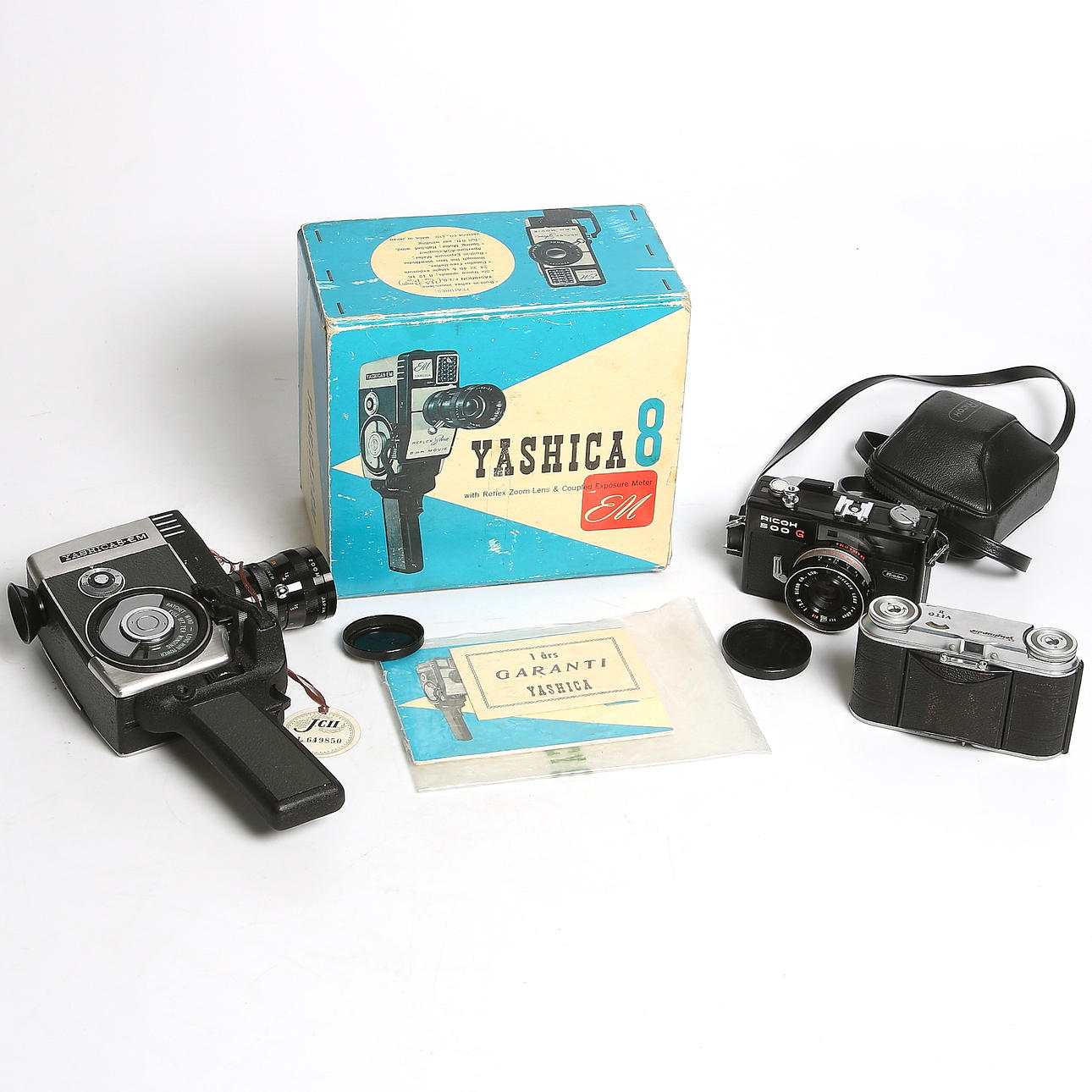 Ein Menge , analog, b.a. Voigtländer Vito II. 1900er.