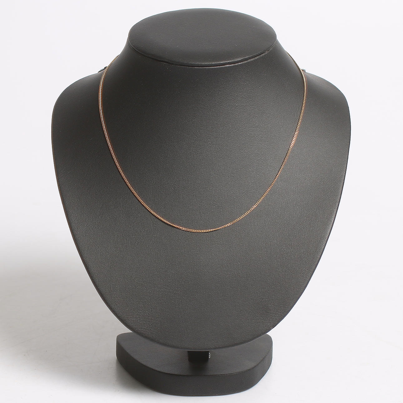 KEDJA, 18k guld, pansarlänk. 19/2000-tal. Vikt 3,6 gram.