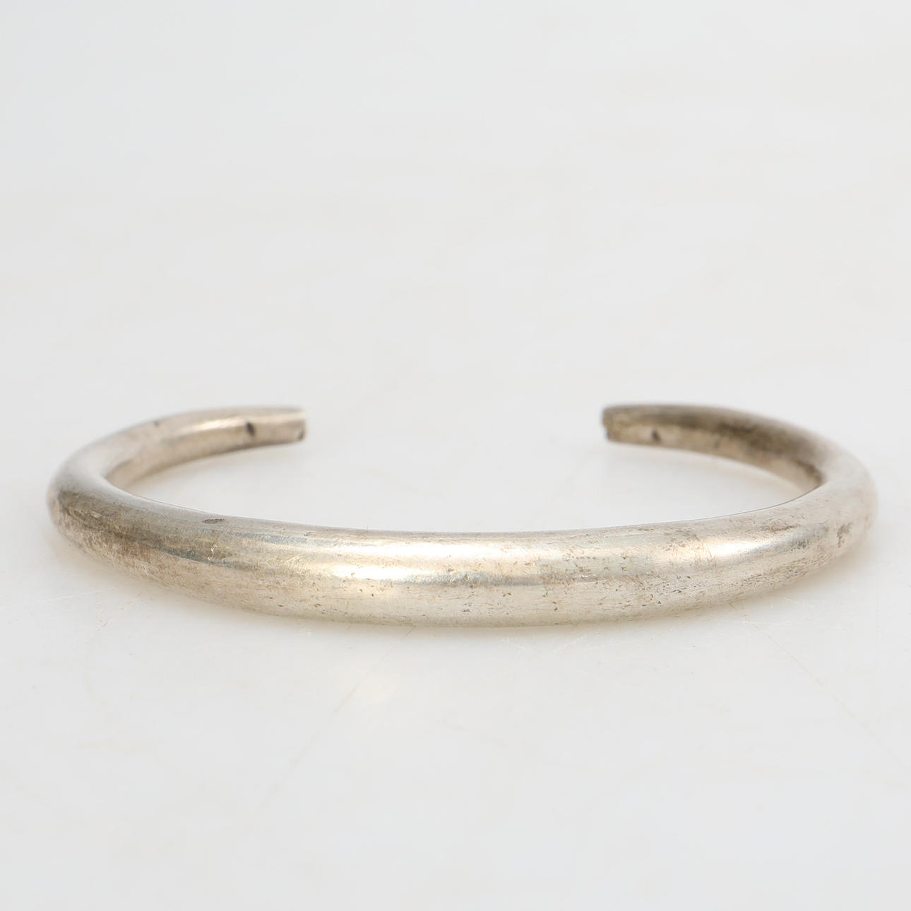 SILVERARMBAND stelt, stämplat 925.