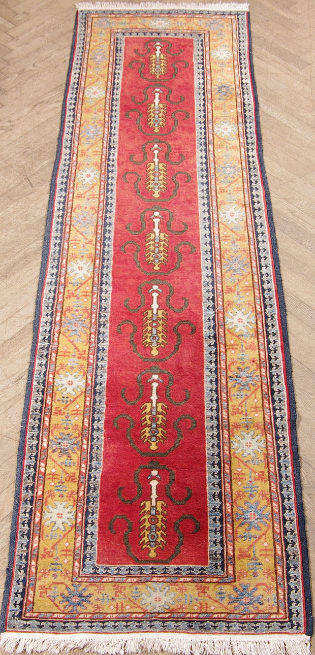 ORIENTMATTA, galleri, 288 x 84 cm.