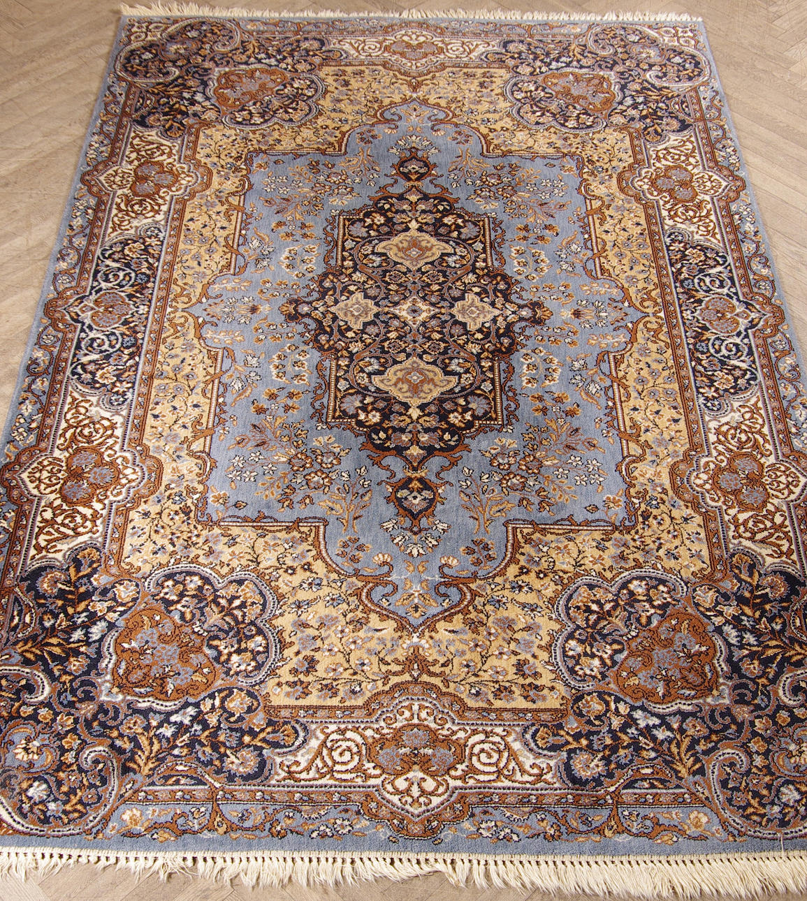 WILTONMATTA, 300 x 202 cm.