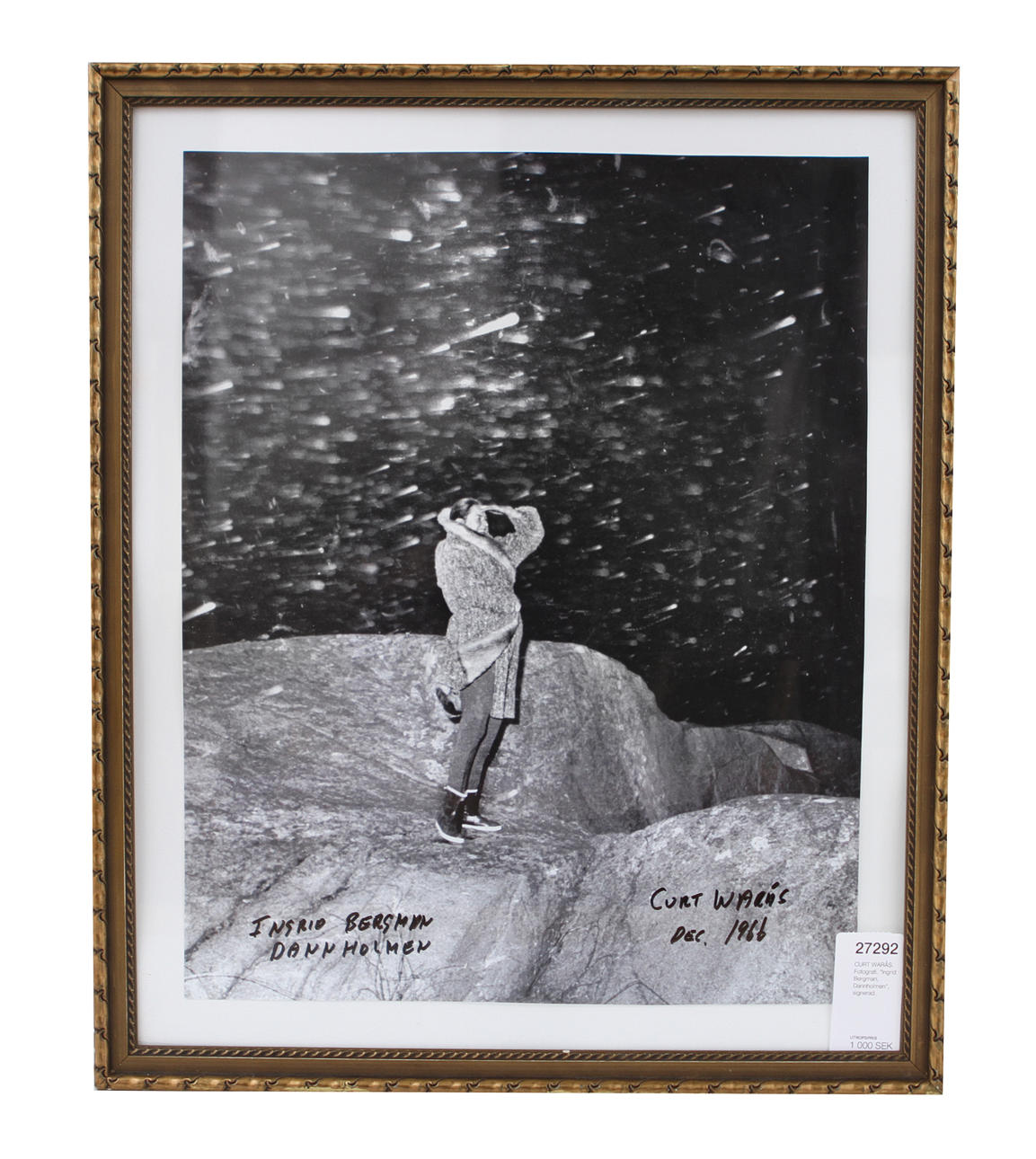 CURT WARÅS. Fotografi. "Ingrid Bergman, Dannholmen", signerad.