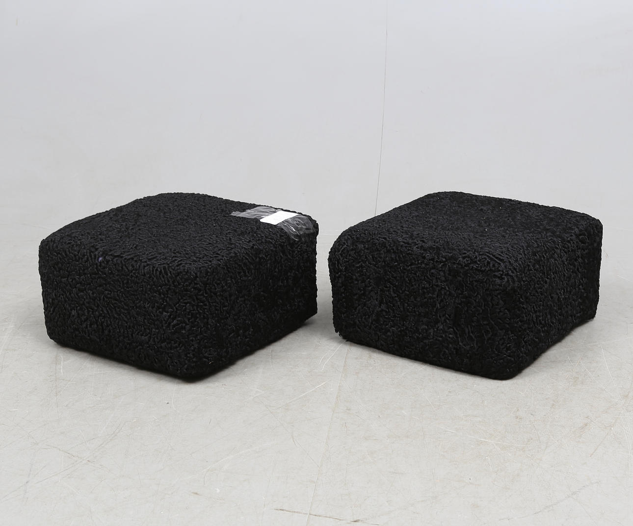 PALETS, un par, persa / oveja.