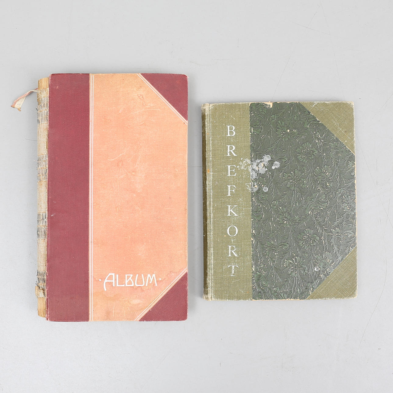 VYKORTSALBUM (2), omkring 1900.