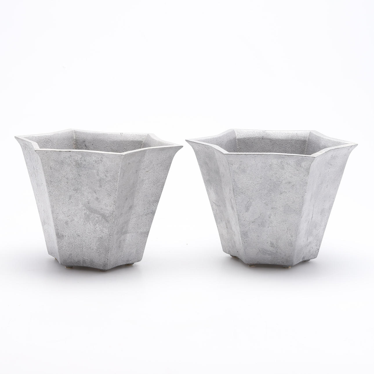 YTTERFODER. metall. Byarum.