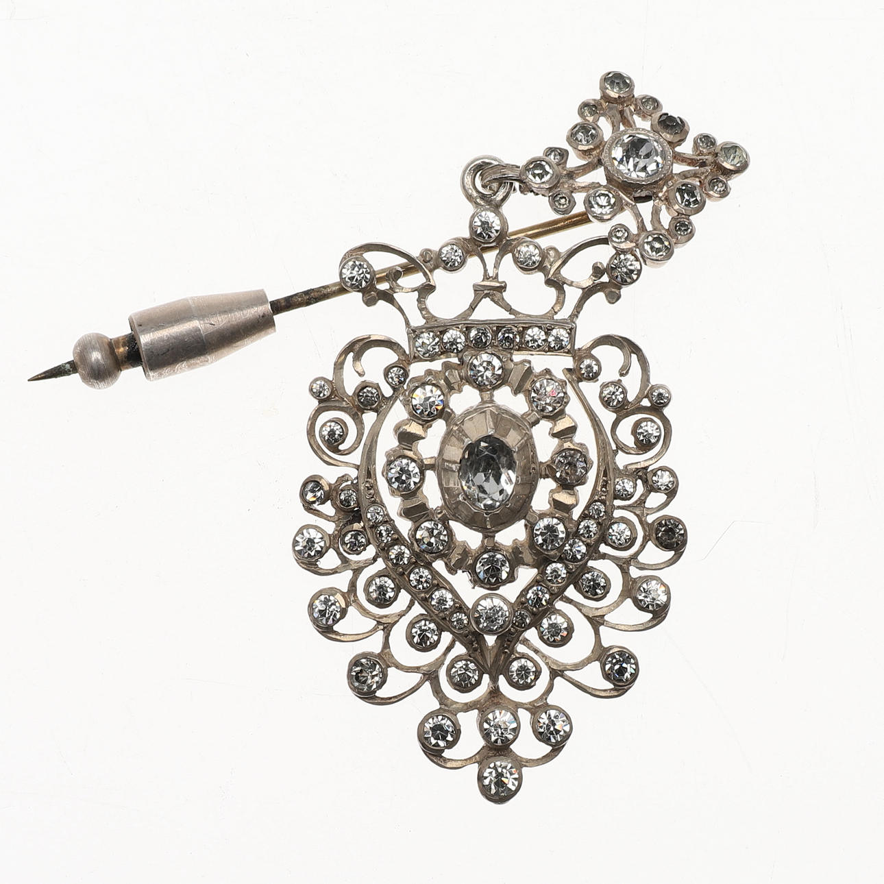 A NINETEENTH CENTURY PASTE SET PIN PROBABLY IBERIAN.