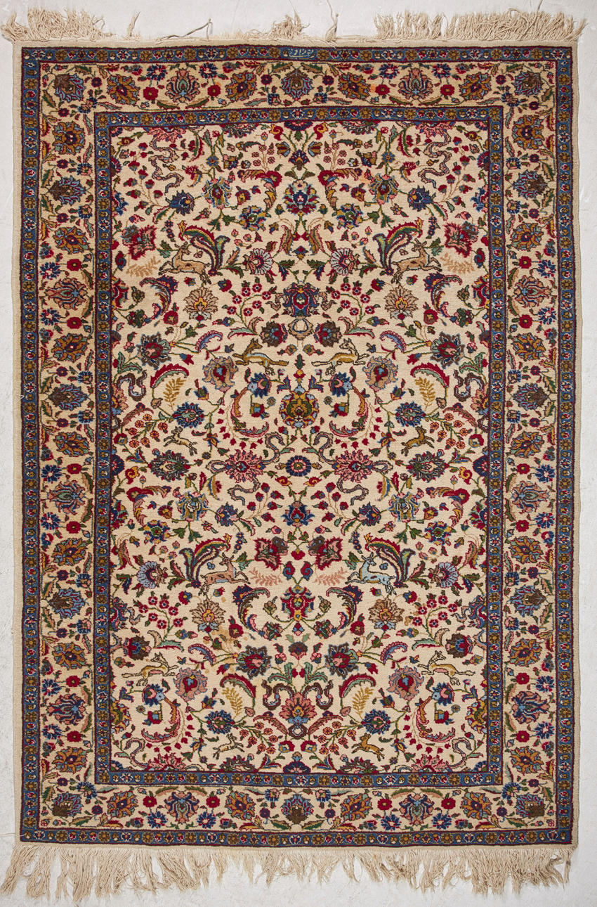 ORIENTALISCHER TEPPICH, Maße ca. 267x169 cm.