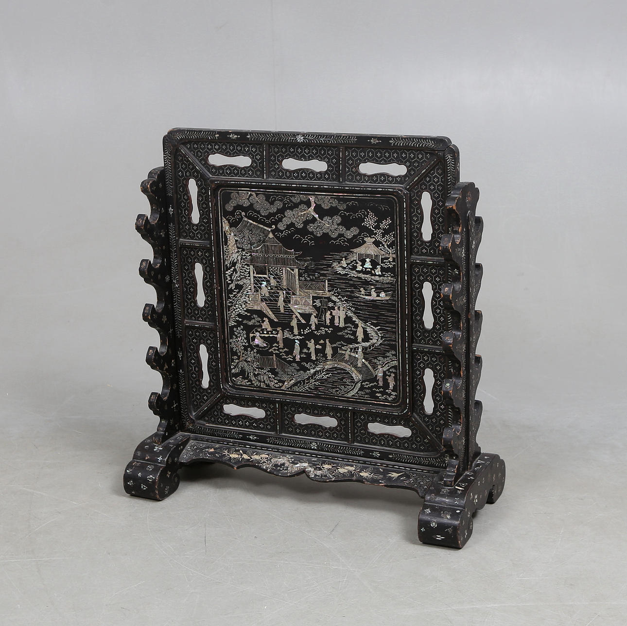 SWORD STAND, Katana kake, Japan.