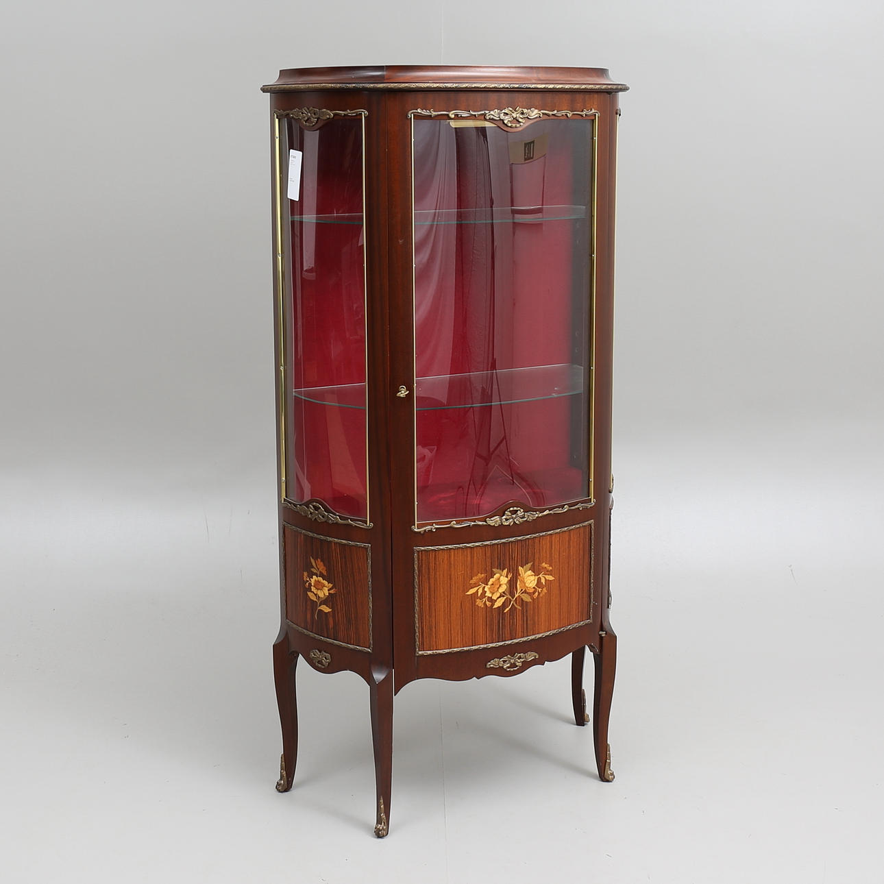 VITRINSKÅP, rokokostil, Alsterbro, 1900-tal.