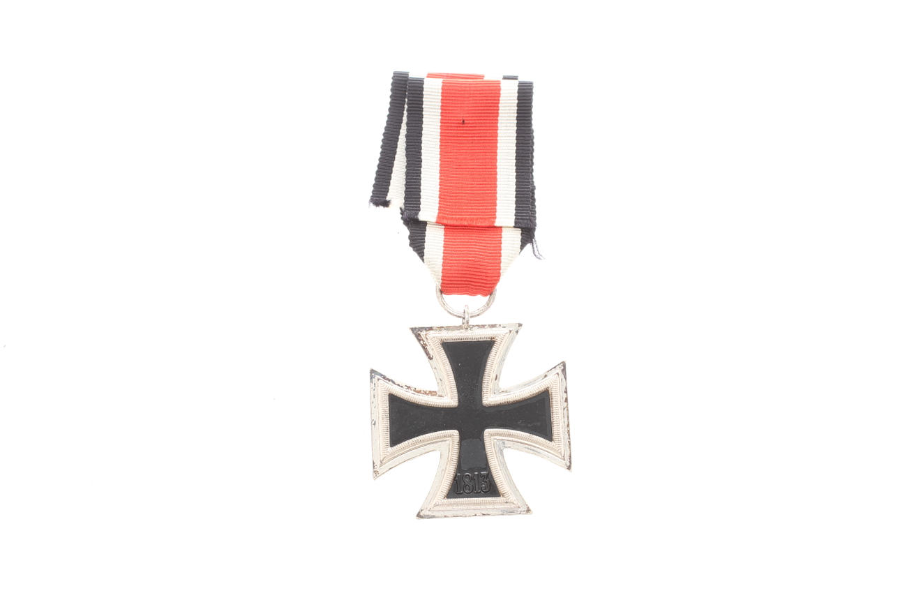 JÄRNKORSET 1939, andra klassen. Svårläst tillverkarmärke i ringen. Eiserne Kreuz, Iron cross.